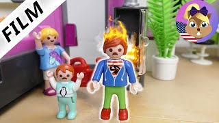 Playmobil Film  JULIAN GETS BURNED CAN HE BE RESCUED Kids Series Vogel Family [upl. by Ruy]