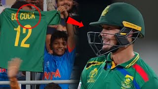 Quinton De Kock watered in Shame when Everyone start laughing at fans misspelt Jersey in Pak vs SA [upl. by Mak]