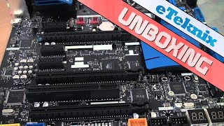 Intel DZ87KLT75K Motherboard Preview [upl. by Erodoeht826]