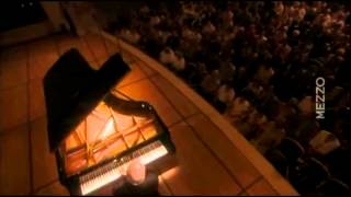 Beethoven Sonata N° 15 Pastorale Daniel Barenboim [upl. by Yerffe]