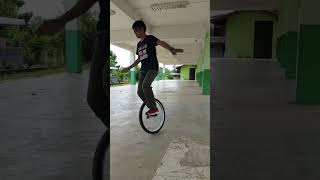 Unicycles unicycling penny farthing high wheel tbo with mike arotsky in thailand temple working out [upl. by Anihs]