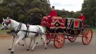 Queens car Daimler DS420 and Queens coaches [upl. by Aieka663]