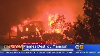 Woolsey Fire Doubles To 70000 Acres Destroys 150 Homes And Forces Evacuation Of 250000 [upl. by Kraft]