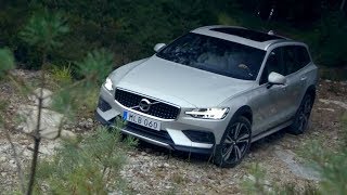 2019 Volvo V60 Cross Country  On amp OffRoad Driving [upl. by Rolland]