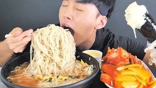 잔치국수  참치김밥 리얼사운드 ASMR 먹방  Korean feast noodles  Kimchi  Gimbap mukbang eating show [upl. by Tychon]