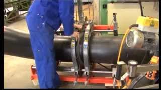 Spiegellassen HDPE buis lassen met hydraulische machine [upl. by Hansen409]