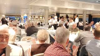 Flußkreuzfahrt Galadinner und Speisen MS Johann Strauss im Restaurant Malerisches Nordholland [upl. by Suedaht146]