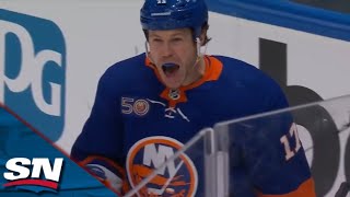 Islanders Score Two Goals In 44 Seconds During Dying Minutes Of Game 3 To Steal Win [upl. by Mallissa634]