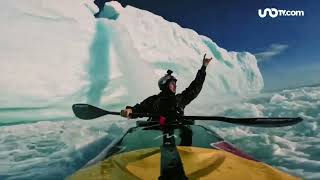 Impresionantes imágenes de Aniol Serrasolses que desciende en kayak por una cascada de hielo [upl. by Anirac]