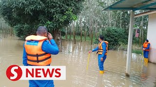 Badlevel warning of continuous heavy rain in Pahang Johor until Jan 14 [upl. by Igenia]