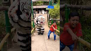 DI KERJAIN BAGAZ SAMA MACAN 😂 SHORTS LUCU VIRAL FUNNYVIDEO [upl. by Tobie728]