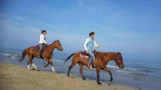 Cavalcando lAbruzzo Vivi la natura a cavallo Dalla montagna al mare [upl. by Euqinu]