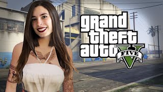 LYNA JUEGA GTA 5 POR PRIMERA VEZ [upl. by Orapma]