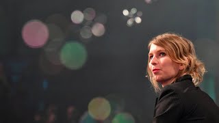 Chelsea Manning „Algorithmen bestimmen über Leben und Tod“ [upl. by Ifen]