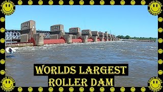 The Worlds largest Roller Dam Lock and Dam no 15 on the Mississippi River and Government Bridge [upl. by Benn]