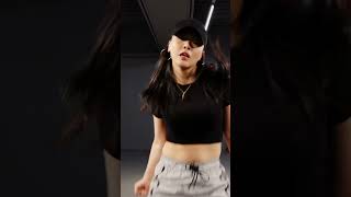 😎🤷‍♀️ zeze choreography [upl. by Celene192]