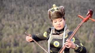 Traditional Mongolian Music amp Song quotThree Beautiful Chestnut Maresquot [upl. by Shoshanna]