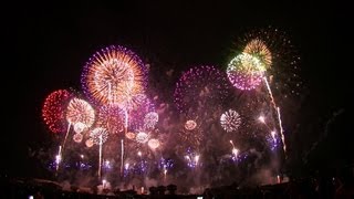 HD 世界一美しい日本の花火大会 Amazing the most beautiful Japanese fireworks in the World はなび Hanabi [upl. by Ahsitahs]