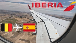 HOT AND TURBULENT Iberia Airbus A320 summer landing in Madrid [upl. by Packston]