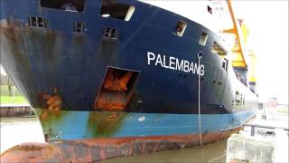 Palembang IMO 9501887 Schwergutfrachter Kranschiff Cargo Ship Detail Zooms [upl. by Renault]