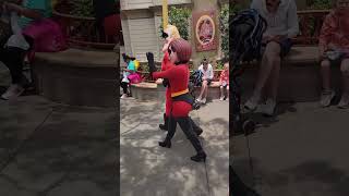 Elastigirl and Mr Incredible at Disneyland California Adventure [upl. by Yssor266]