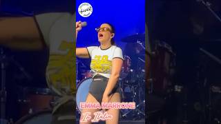 Emma Marrone canta la parte di Fabri Fibra in “In Italia”  Live in concerto [upl. by Enilorak]