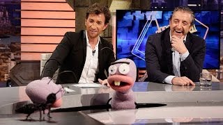 El Hormiguero 30  Josep Pedrerol contesta a las preguntas de Trancas y Barrancas [upl. by Evets]