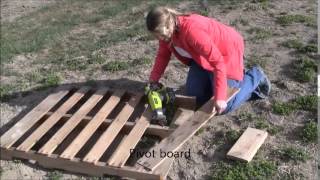 Easiest way to disassemble a pallet and leave the nail holes [upl. by Socher]