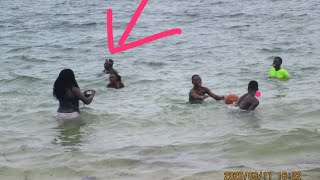 What happens at MOMBASA BEACH  SWIMMING [upl. by Siver]