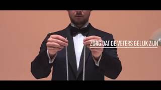 Manners How To  Veters strikken in Doublebackstijl [upl. by Berl770]