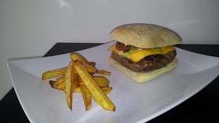 Hamburger maison Recette facile et rapide  LA BOITE A RECETTES [upl. by Acinemod625]