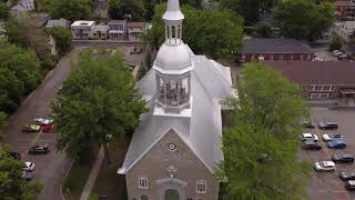 Église sainteFamille de Boucherville vue du ciel [upl. by Odnalro708]