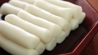 Garaeddeok long cylinder shaped rice cake 가래떡 [upl. by Rieth]