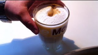 Rezept Latte Macchiato selber machen [upl. by Nylireg]