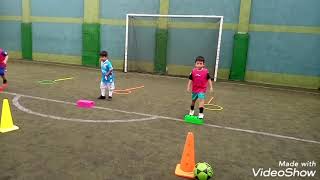 ENTRENAMIENTO DE INICIACIÓN AL FUTBOL PARA NIÑOS DE 4 A 6 AÑOS [upl. by Nitsed]