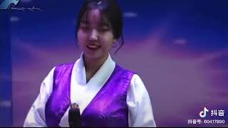 Norsang La  Amdo Girl sings Shigatse Folk songs New Tibetan love song [upl. by Amilb9]