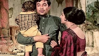 Rajesh Khanna Forgives Tanuja  Haathi Mere Saathi [upl. by Elazaro499]