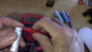 Harbor Freight Cen Tech multimeter AA and 9 volt battery load test [upl. by Tuhn]