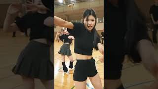 Roll Deep Soyeon focus  battle dance artbeat abproject soyeon hyuna [upl. by Okubo]