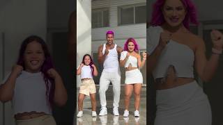 Quem ama a Família Rosa👀💖 maycabrasil dance entertainment [upl. by Dnalro]