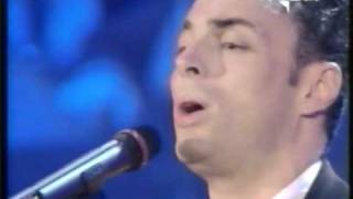 Alex Britti quotSono contentoquot Sanremo 2001 [upl. by Trinity481]