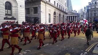 Lord Mayors Show 2018 leaving Mansion House [upl. by Lairret]