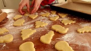 Biscuits de Noël  Recette Bredele  Biscuits Sablés  Butterbredele  Bredele Alsacien 👍🔝🎄 [upl. by Farnham830]