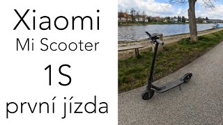 Xiaomi Mi Scooter 1S  první jízda Stačí 250W na 86kg [upl. by Arzed]