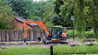 Strassenbau quotUmländerwiekquot Papenburg Kubota KX0804  Road construction Kubota KX0804 [upl. by Eetsirk671]