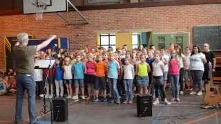 quoton iraquot Chorale cycle 3 Ecole St Pierre de Bergues [upl. by Ajssatsan]