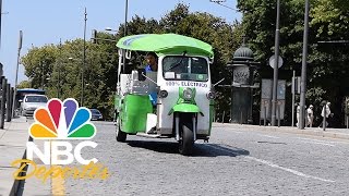 Tuk Tuk el paseo ecológico de Oporto  NBC Deportescom  NBC Deportes [upl. by Alleoj609]