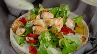 Rezept Feldsalat mit Lachs  Fitness Challenge [upl. by Elleb48]