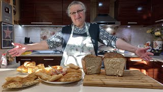 Retete delicioase de la Bunica  Melcișori cu brânzăgogoși umpluți și pâine 🍞 [upl. by Hallsy]