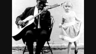 Reverend Gary Davis  Theres a Table Sittin in Heaven [upl. by Wesley]